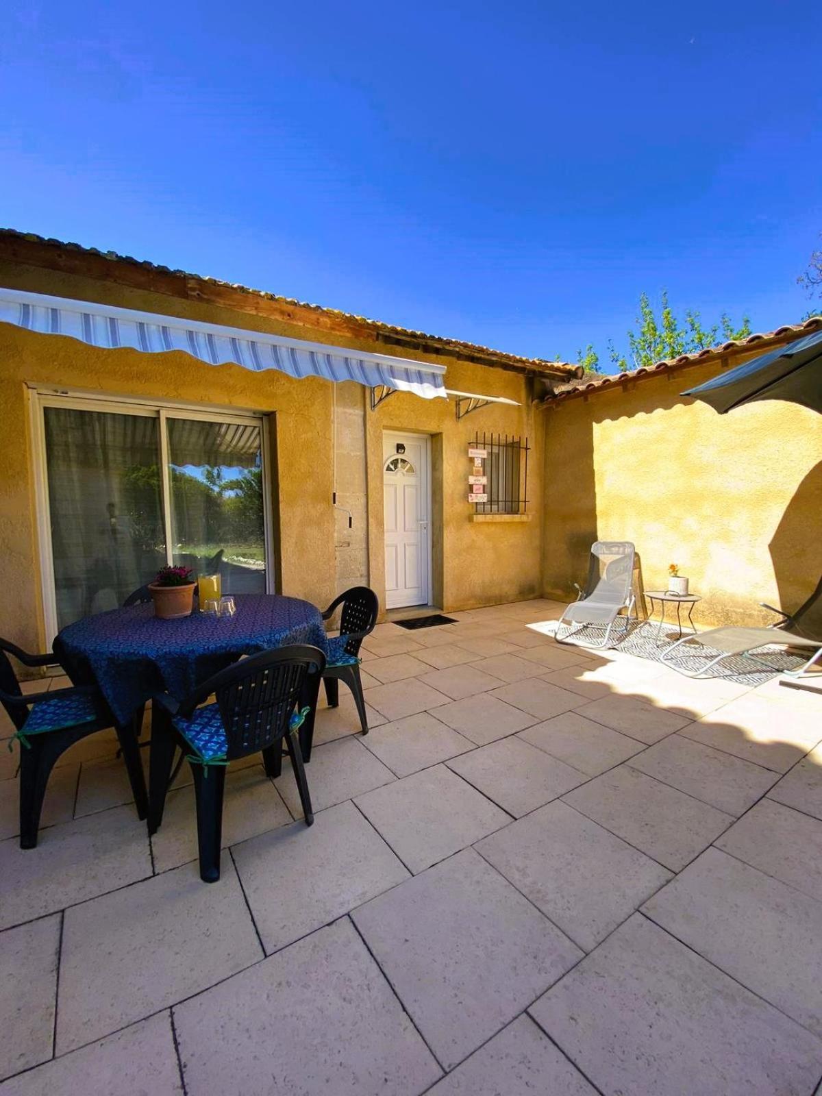 Вилла Maison Au Calme Avignon - Clim - Wi-Fi Экстерьер фото